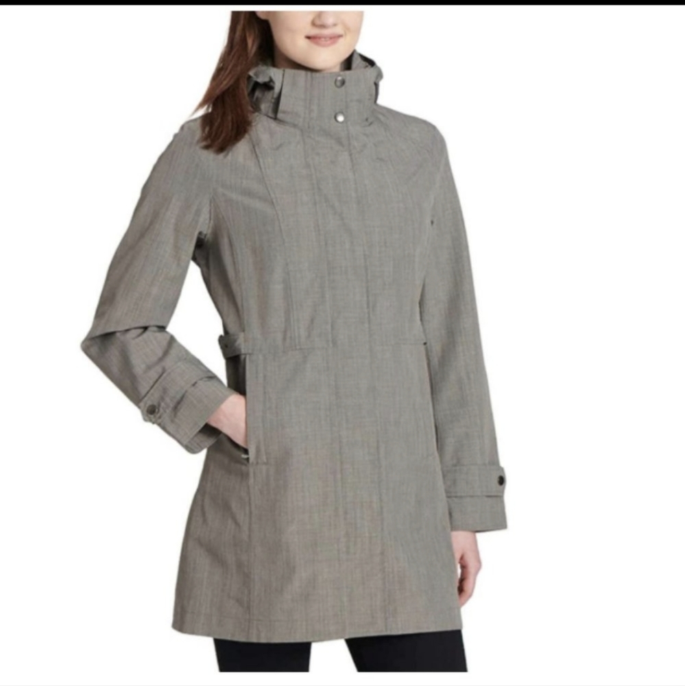 Kirkland Signature rain jacket size small NWOT